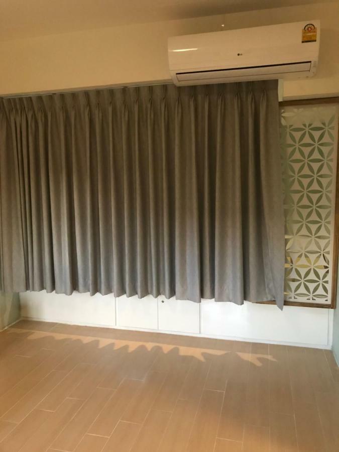Baan Ploy In (Adults Only) Hostel Чиангмай Екстериор снимка